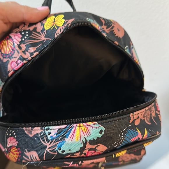 NWOT Summer backpack - Picture 7 of 9